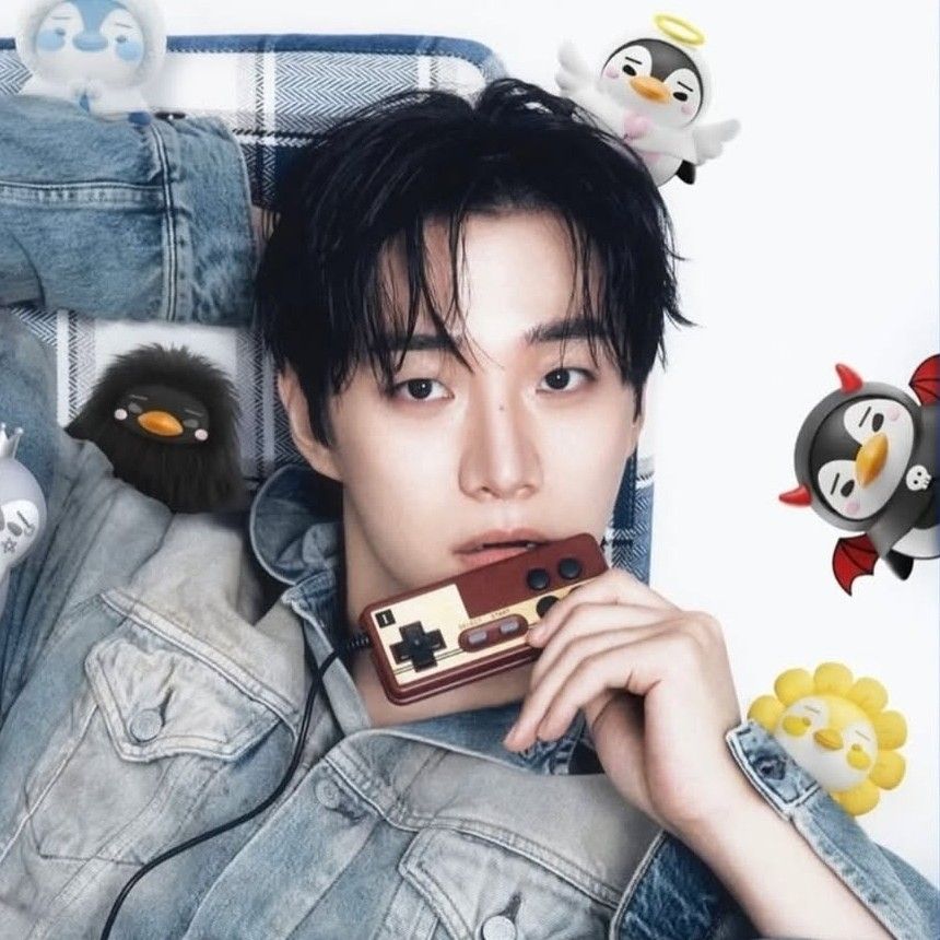 Behind-the-scenes cut of Lee Junho