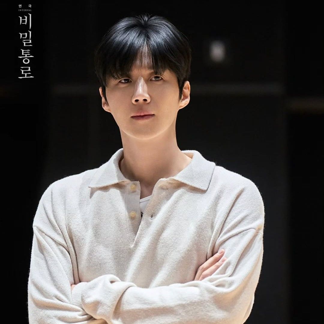 粉丝拍下的金宣虎瞬间