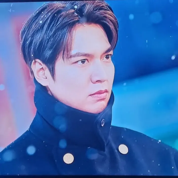 Recent activity shot of Lee Minho