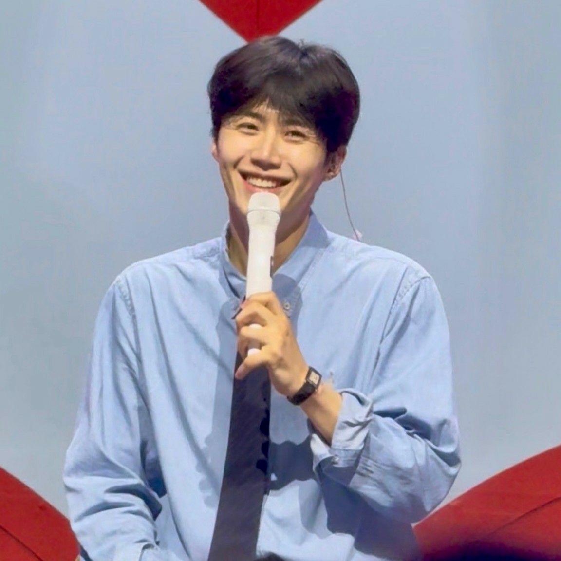 Behind-the-scenes cut of Kim Seonho