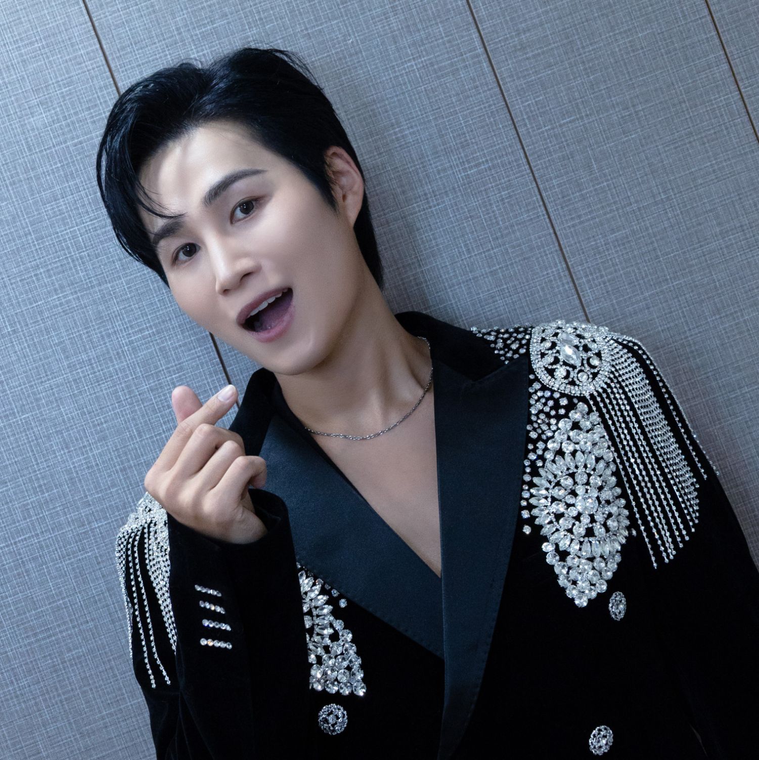 キム・ヒジェのビハインドカット