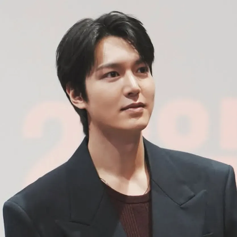 Recent activity shot of Lee Minho