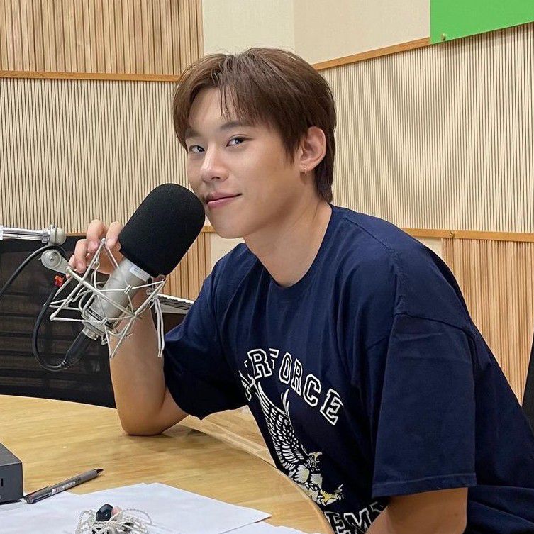 Recent activity shot of Kim Sungcheol