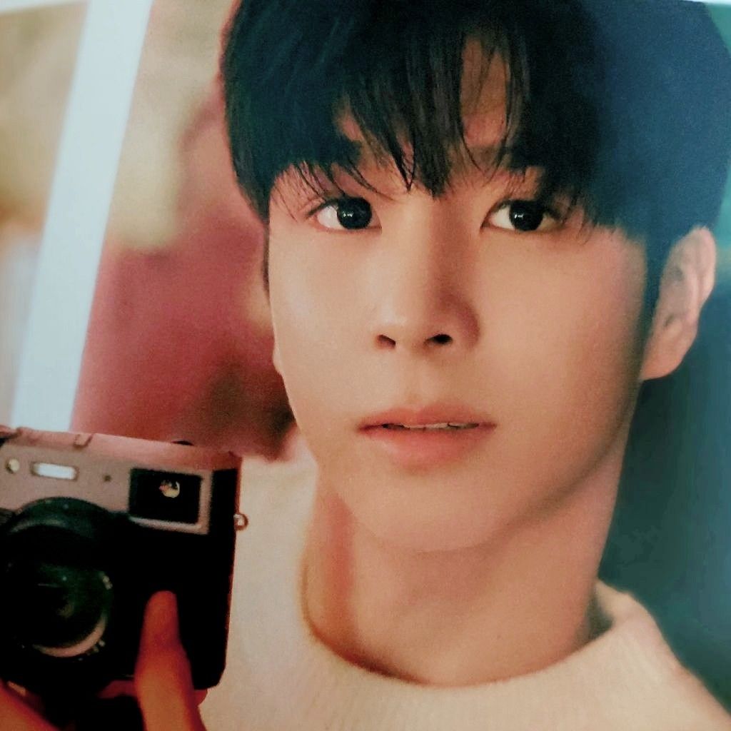 Latest photo of Jeong Dongwon