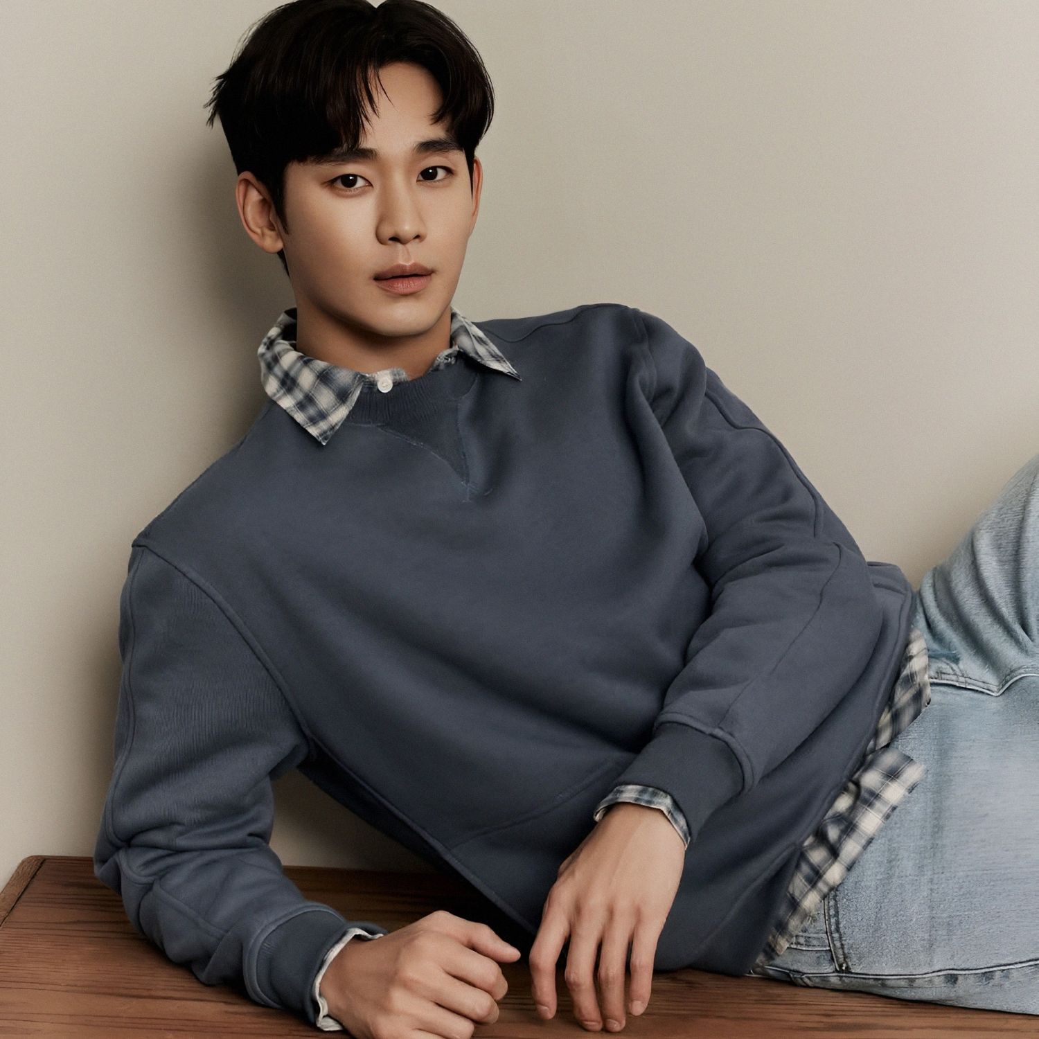 金秀賢的幕後花絮