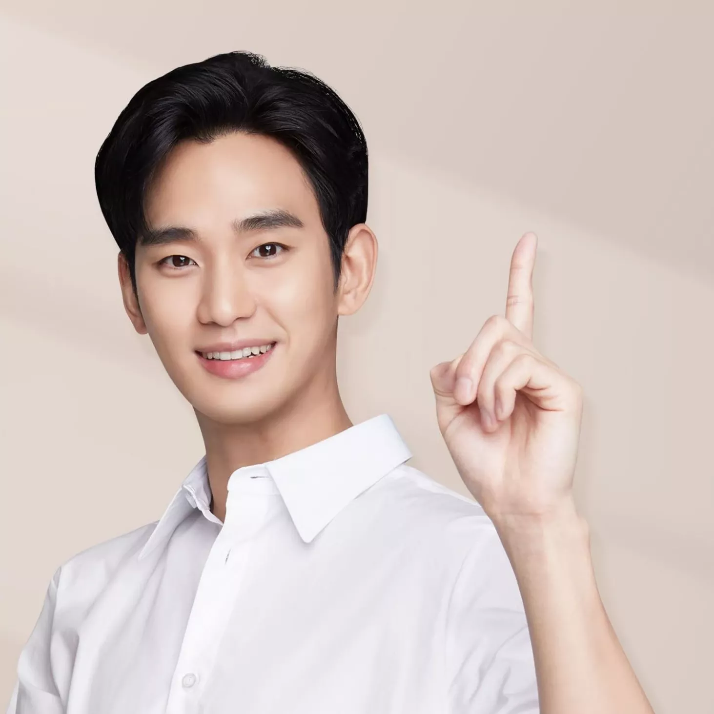 金秀贤的最新照片