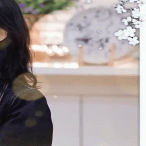 Recent activity shot of Jang Nara