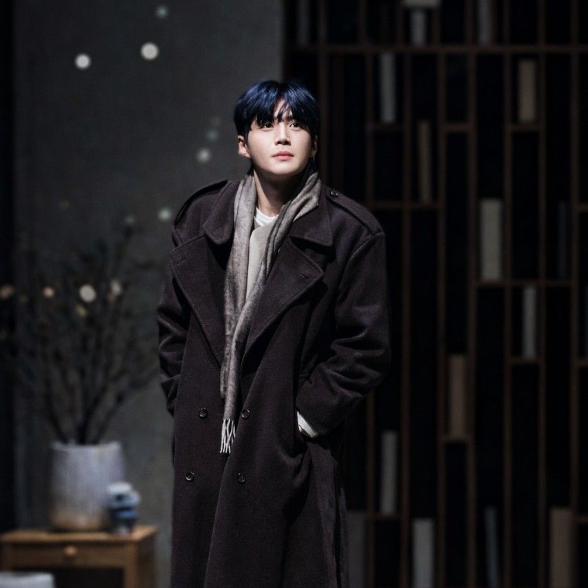 粉絲拍下的金宣虎瞬間