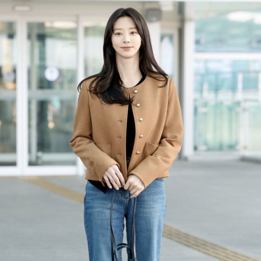 A moment captured by a fan of Lee Joobeen