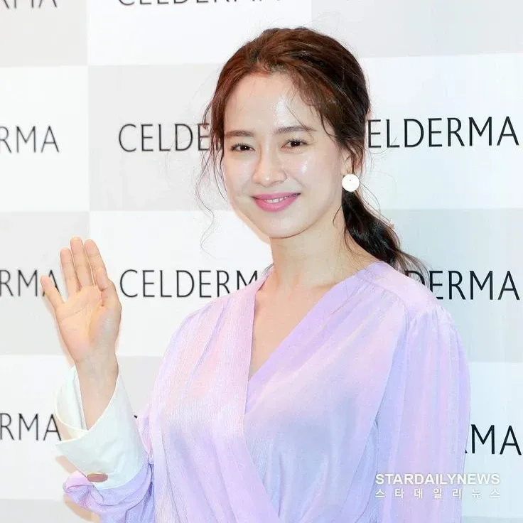 Foto kegiatan terbaru dari Song Jihyo