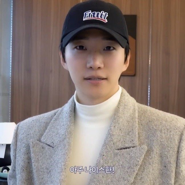 粉絲拍下的李俊昊瞬間