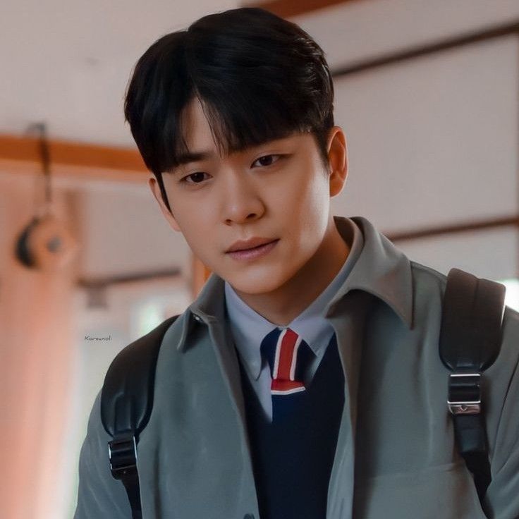 Behind-the-scenes cut of Kang Taeoh
