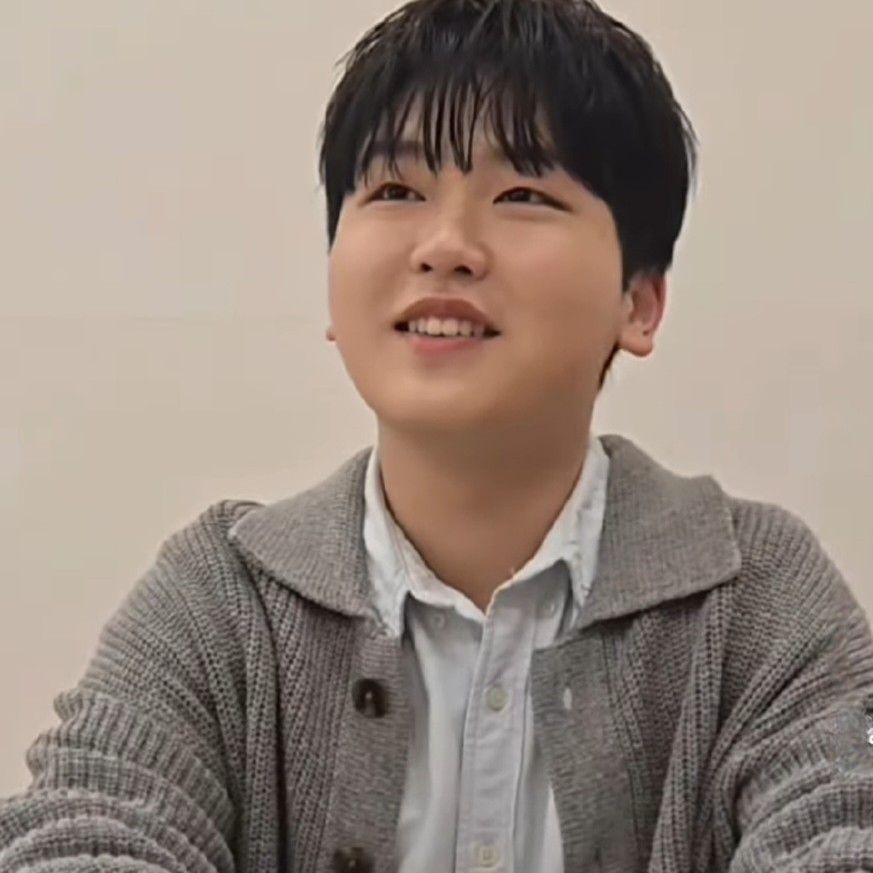 Behind-the-scenes cut of Park Sungon