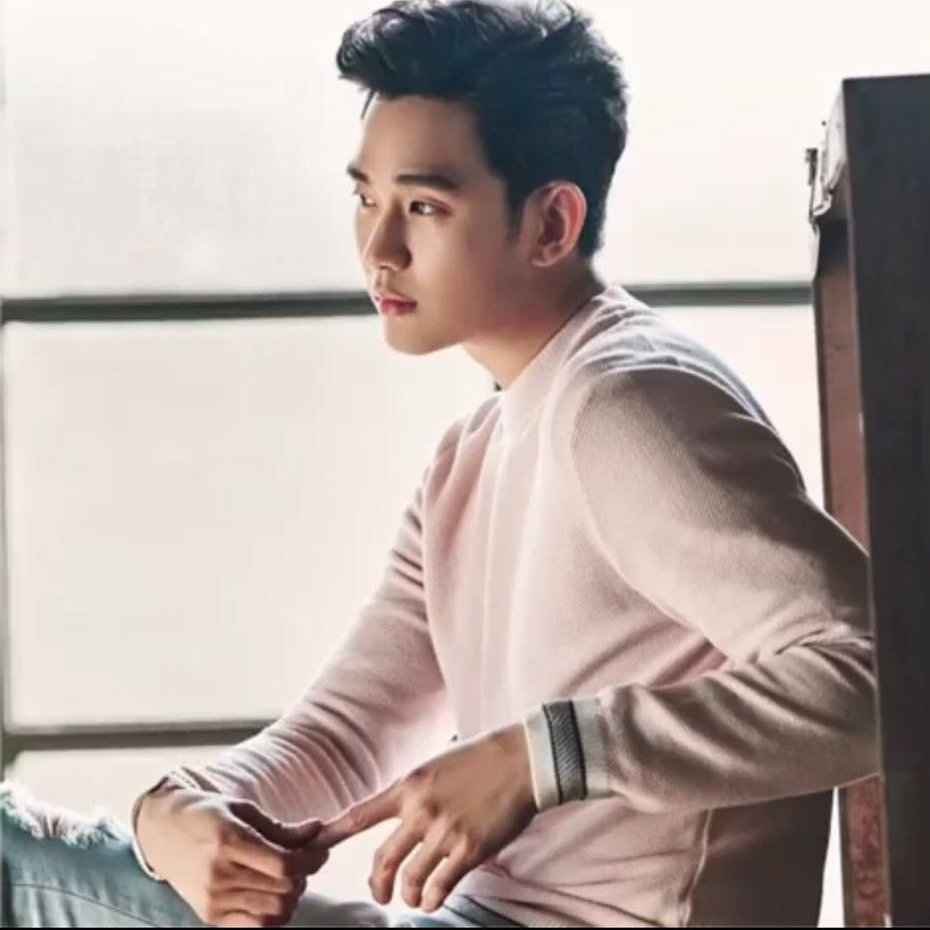 Recent activity shot of Kim Soohyun