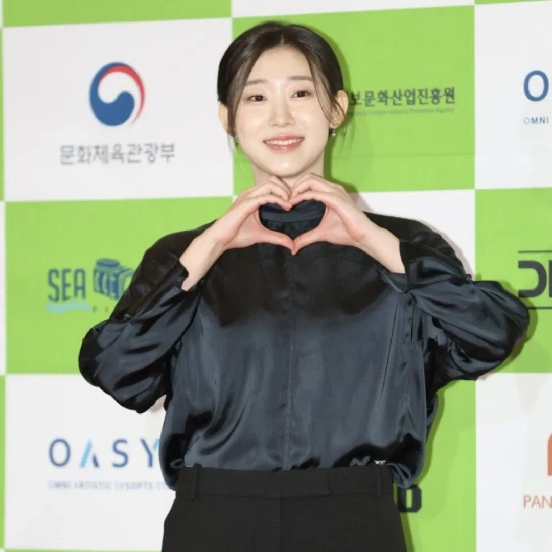 Recent activity shot of Han Yeji