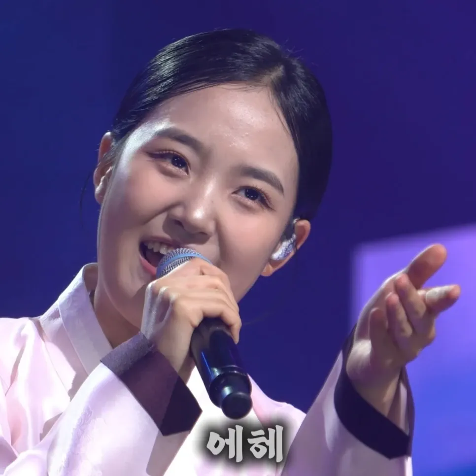 김태연의 최신 사진