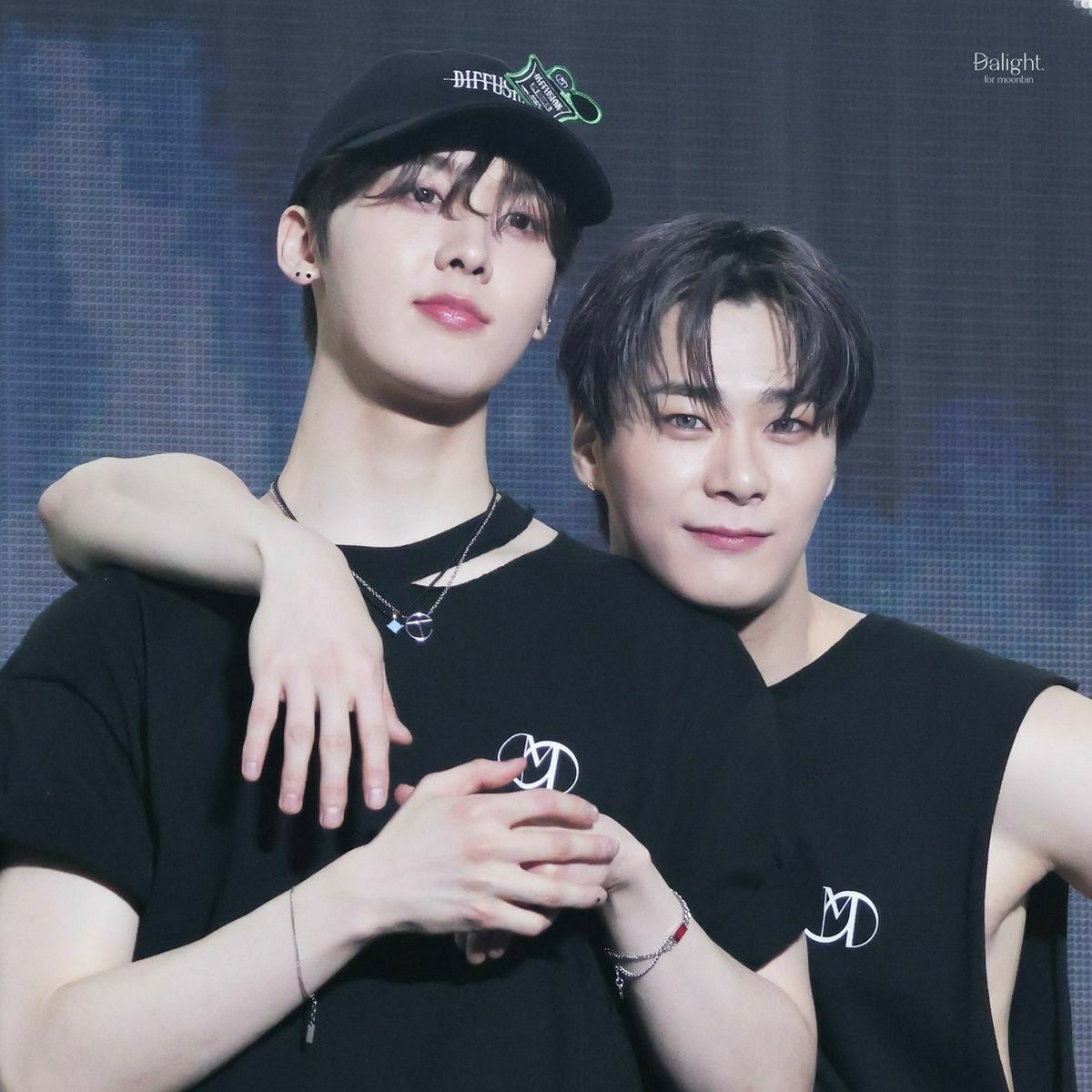 Foto terbaru dari Cha Eunwoo