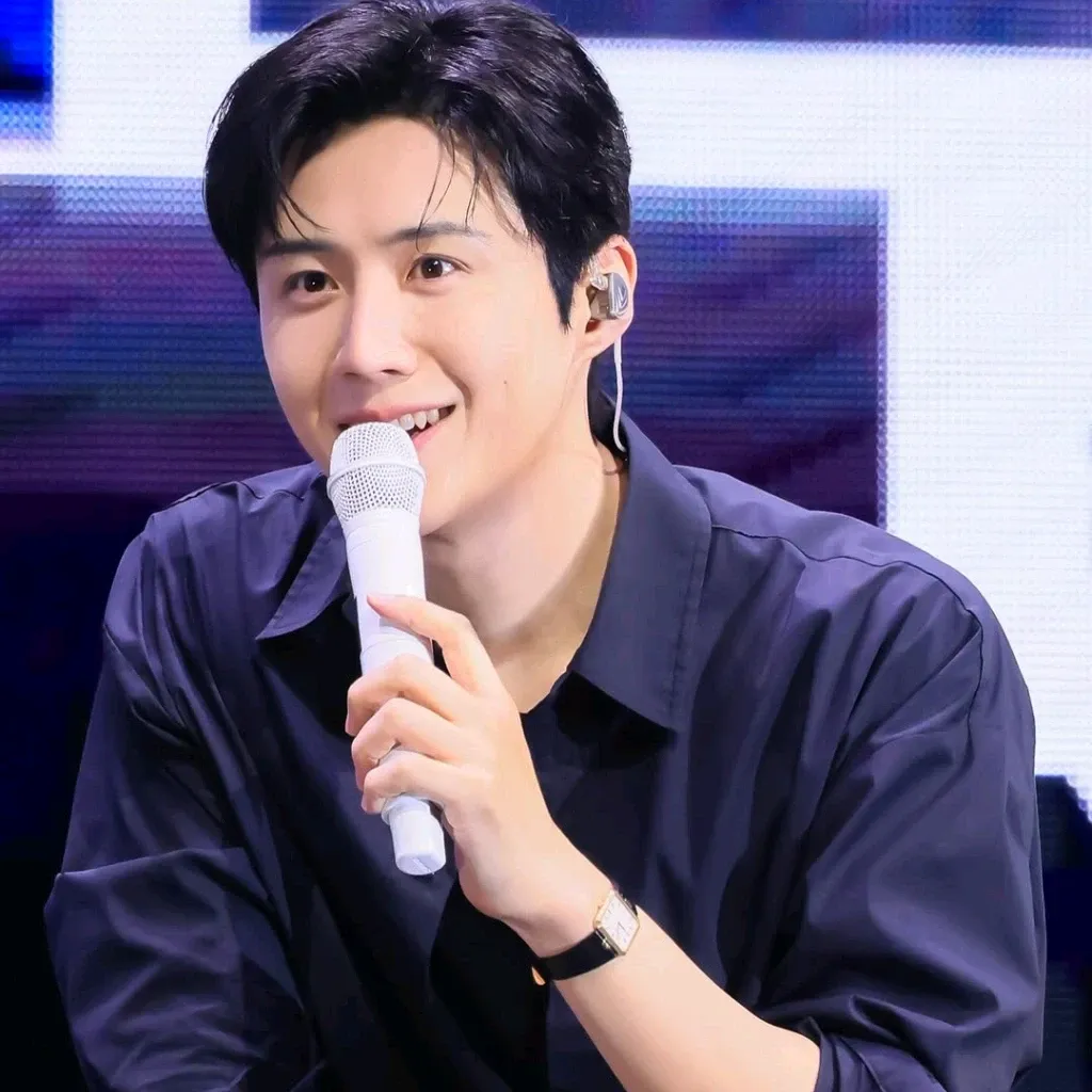 김선호 최근 활동샷