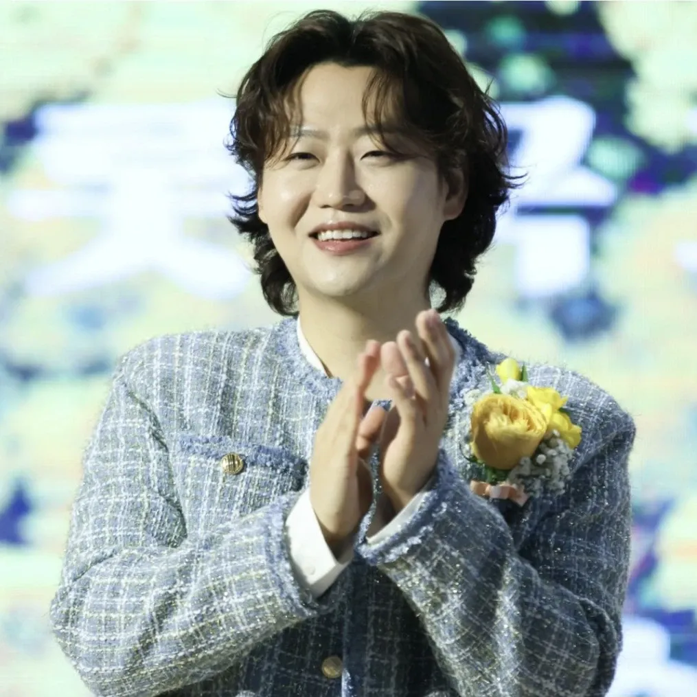 Latest photo of Min Soohyun