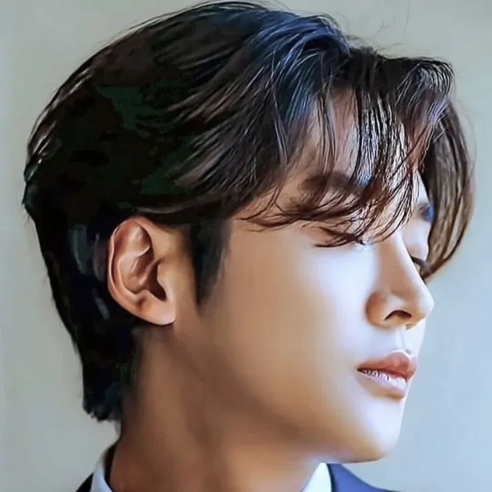 Foto kegiatan terbaru dari Rowoon