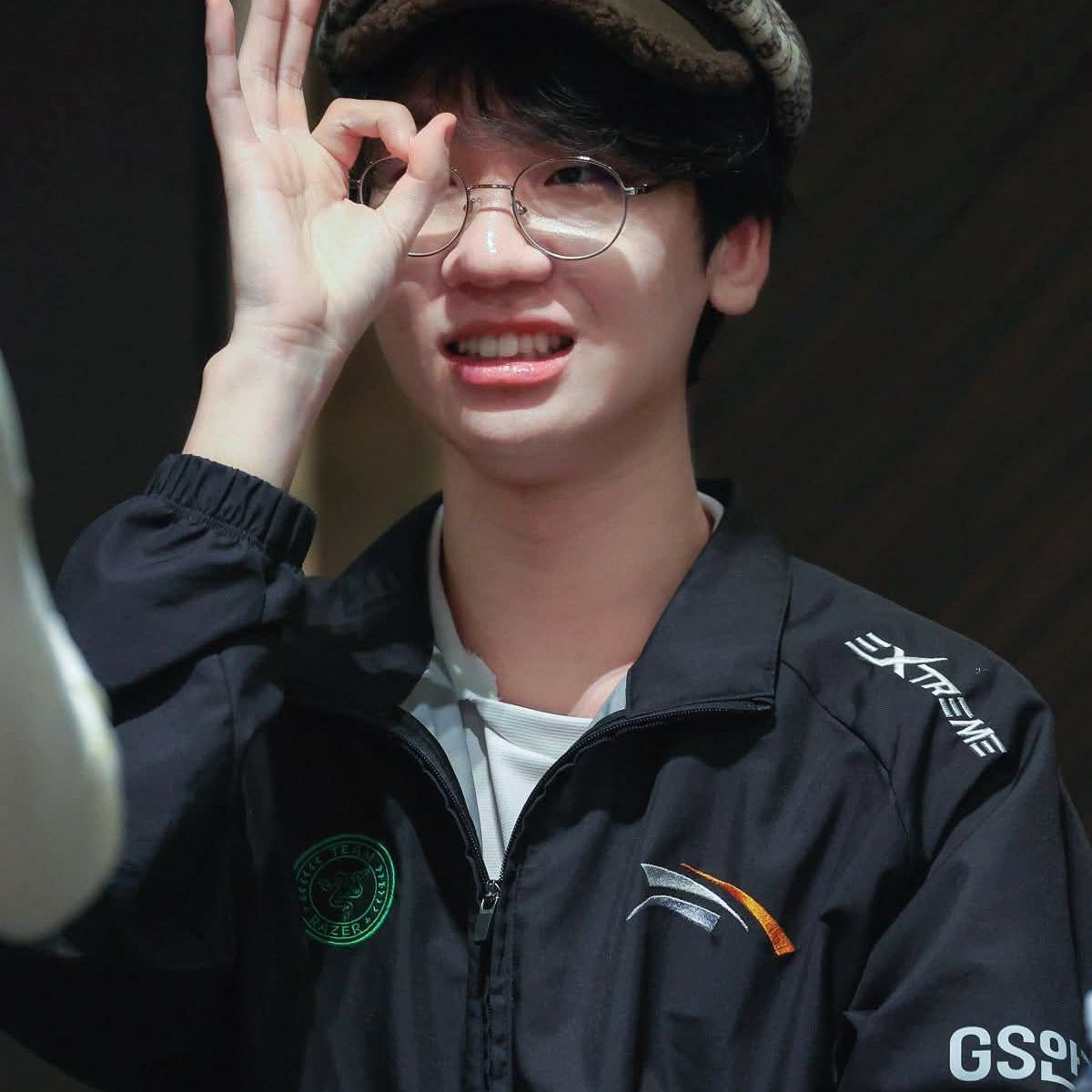 A moment captured by a fan of Doran