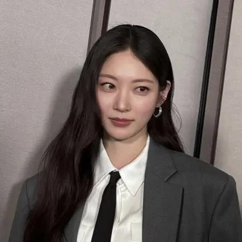 Recent activity shot of Gong Seungyeon