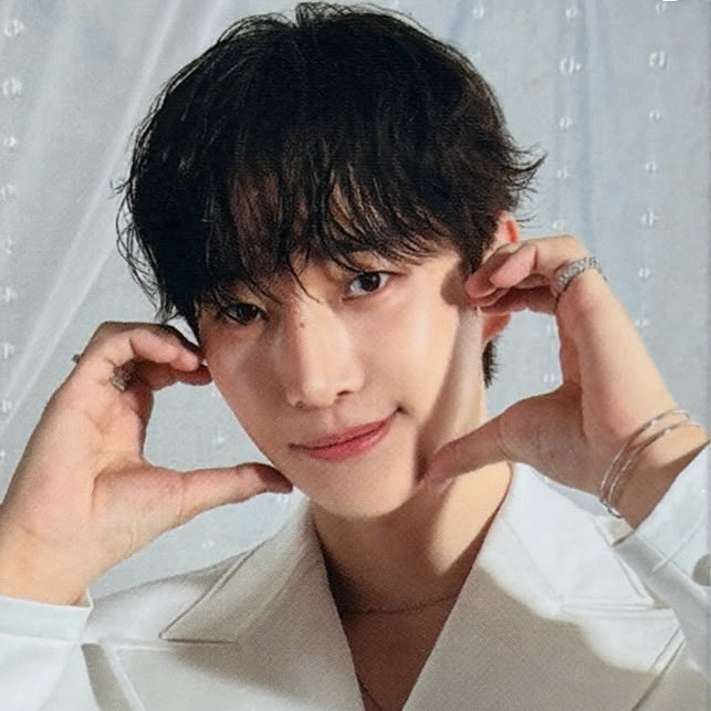 Foto terbaru dari Lee Junho