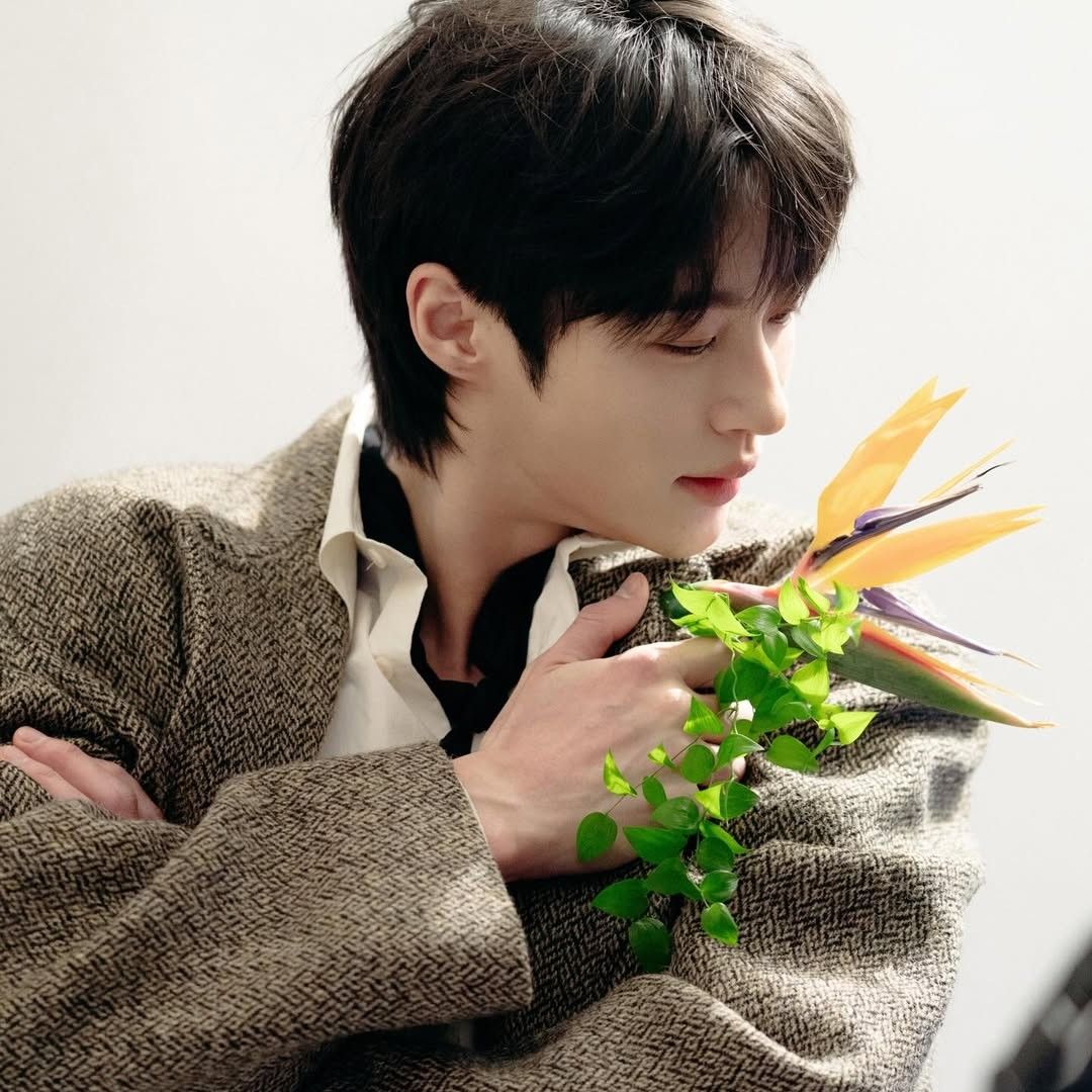 Latest photo of Byeon Wooseok