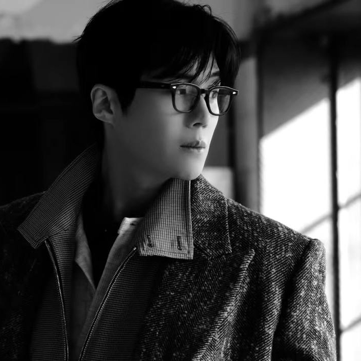 Recent activity shot of Kim Seonho