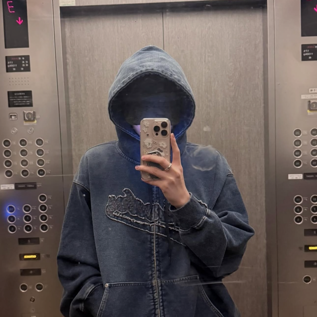 Behind-the-scenes cut of BADA