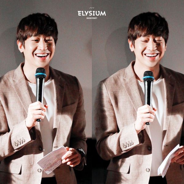 Popular profile image of Mun Junghyuk (Eric) selected by vote