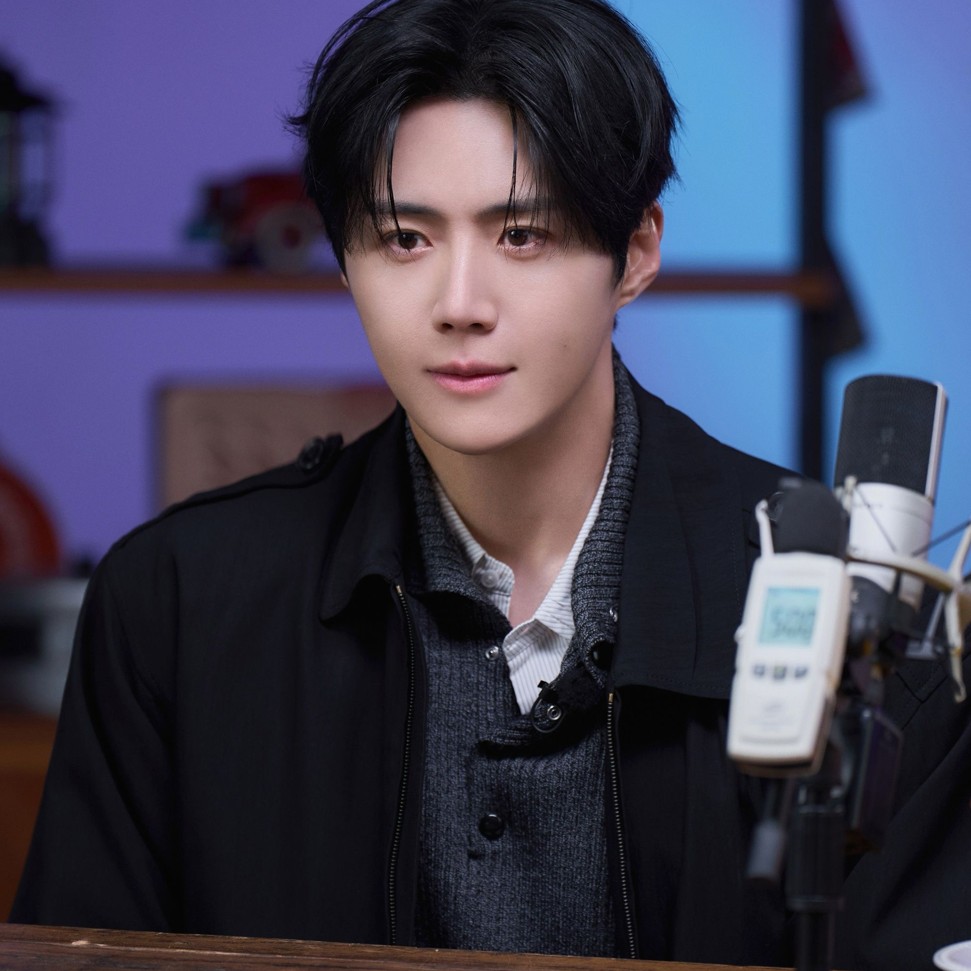 粉絲拍下的金宣虎瞬間