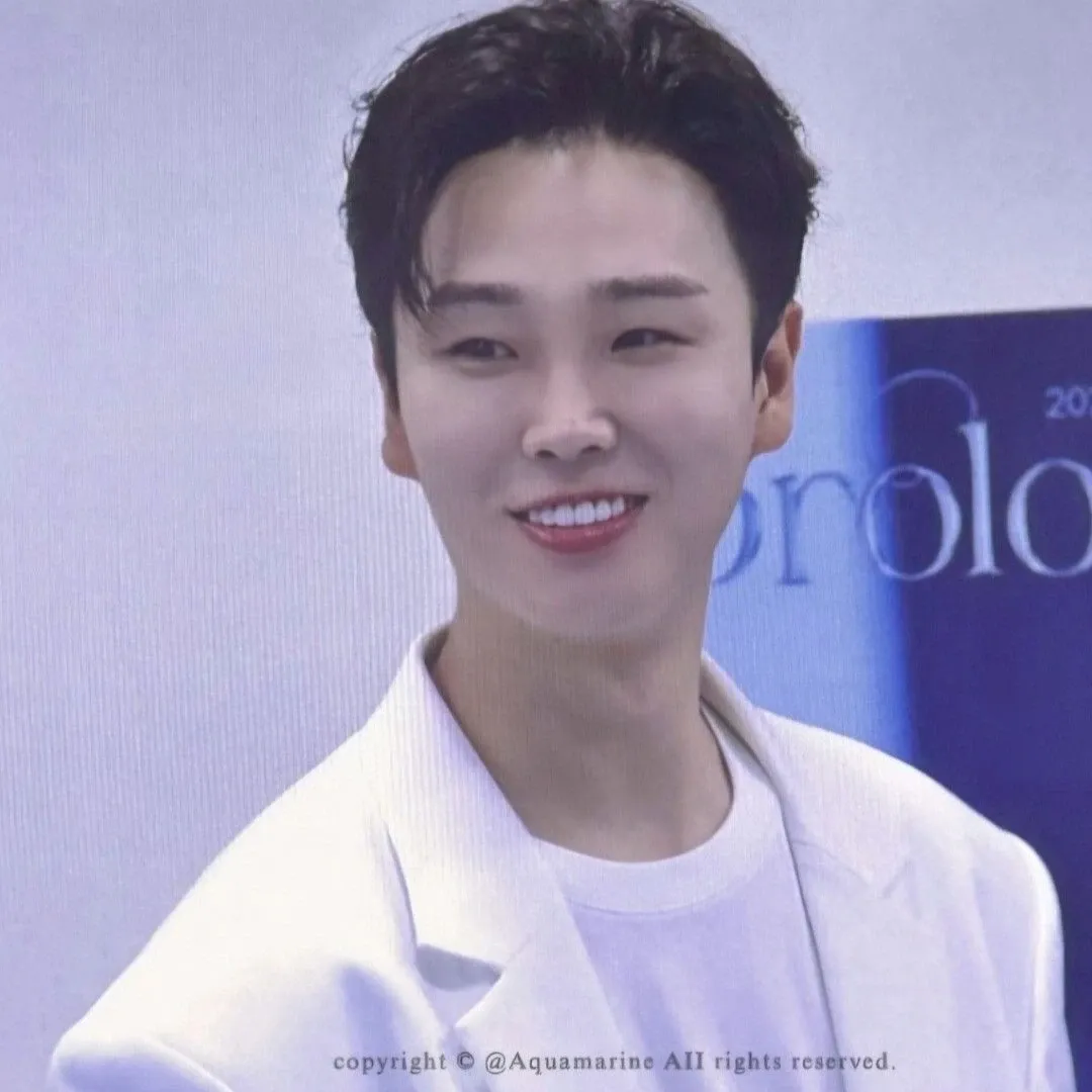 Latest photo of Song Minjun