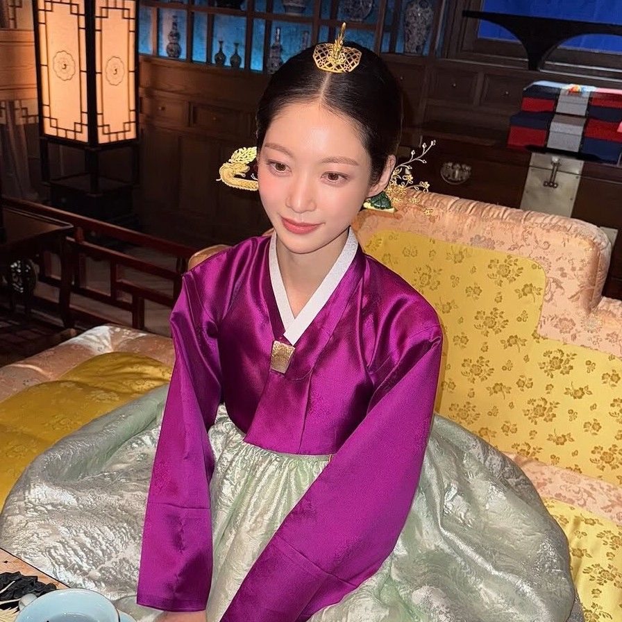 Behind-the-scenes cut of Gong Seungyeon