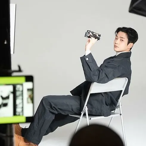 Foto terbaru dari Rowoon