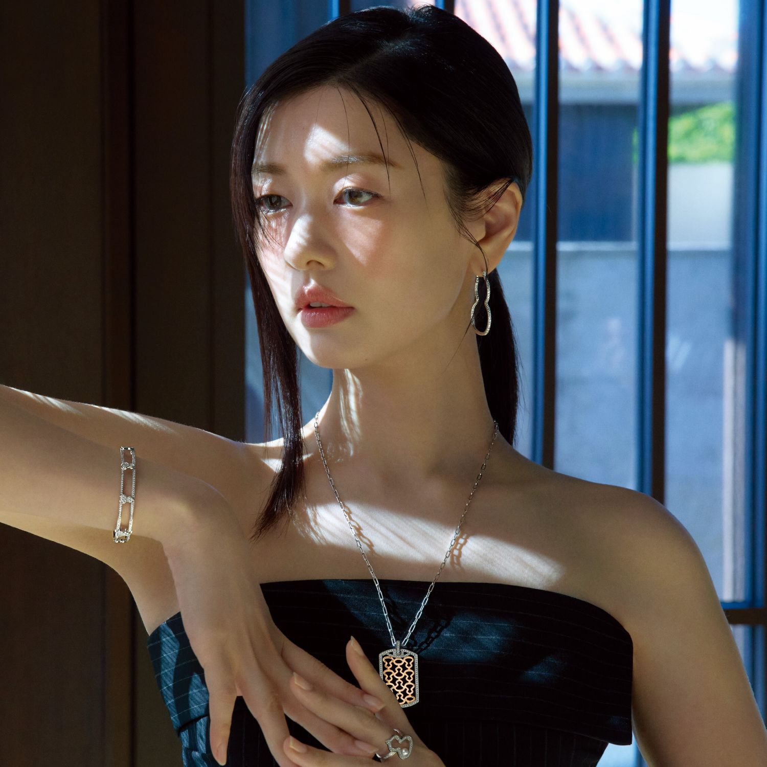 Recent activity shot of Jung Somin