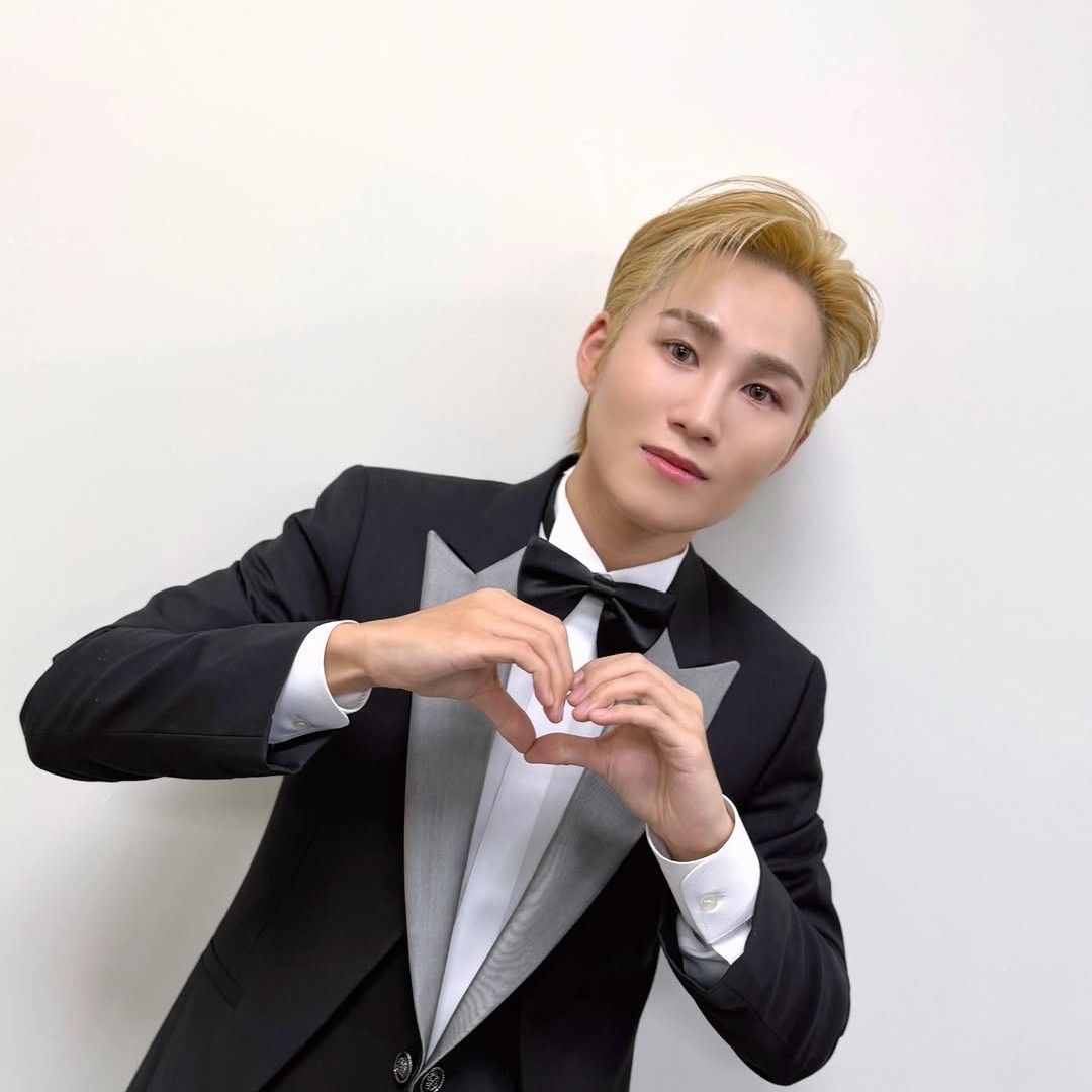 粉丝拍下的金熙栽瞬间