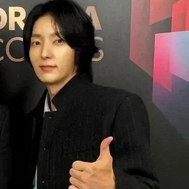 이준기 최근 활동샷