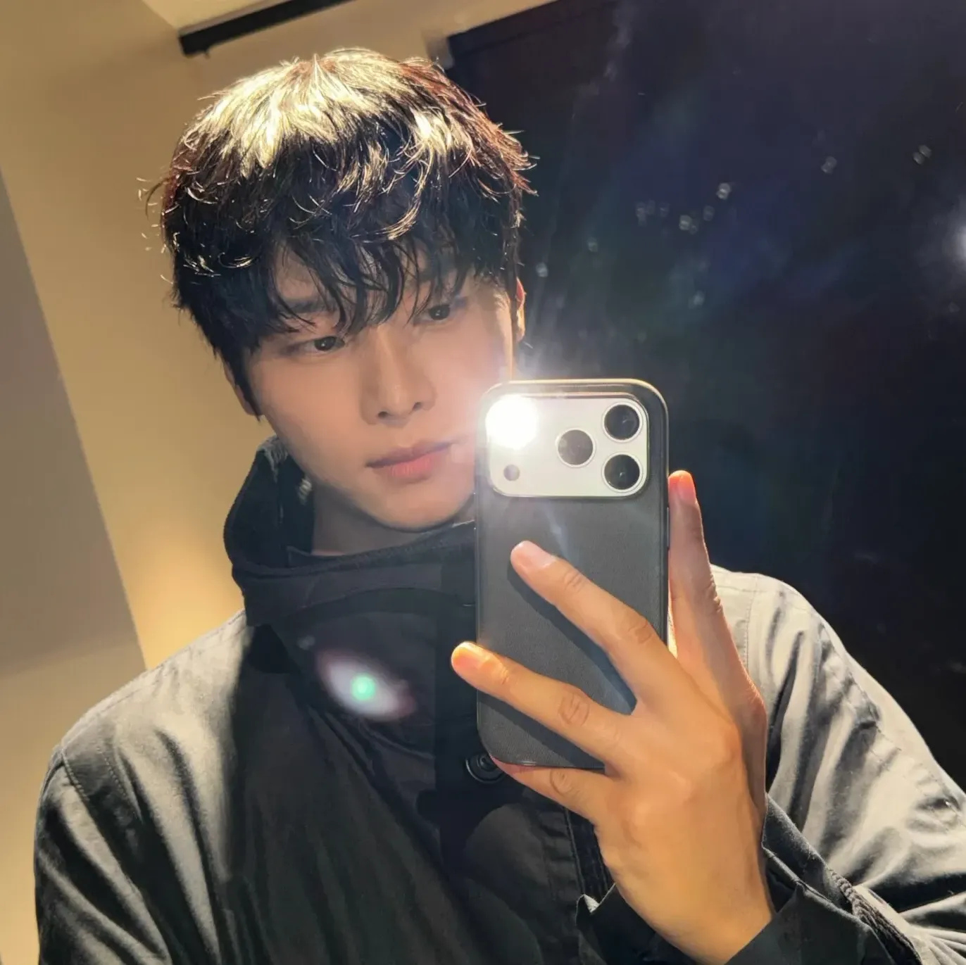 Behind-the-scenes cut of Cha Hakyeon (N)