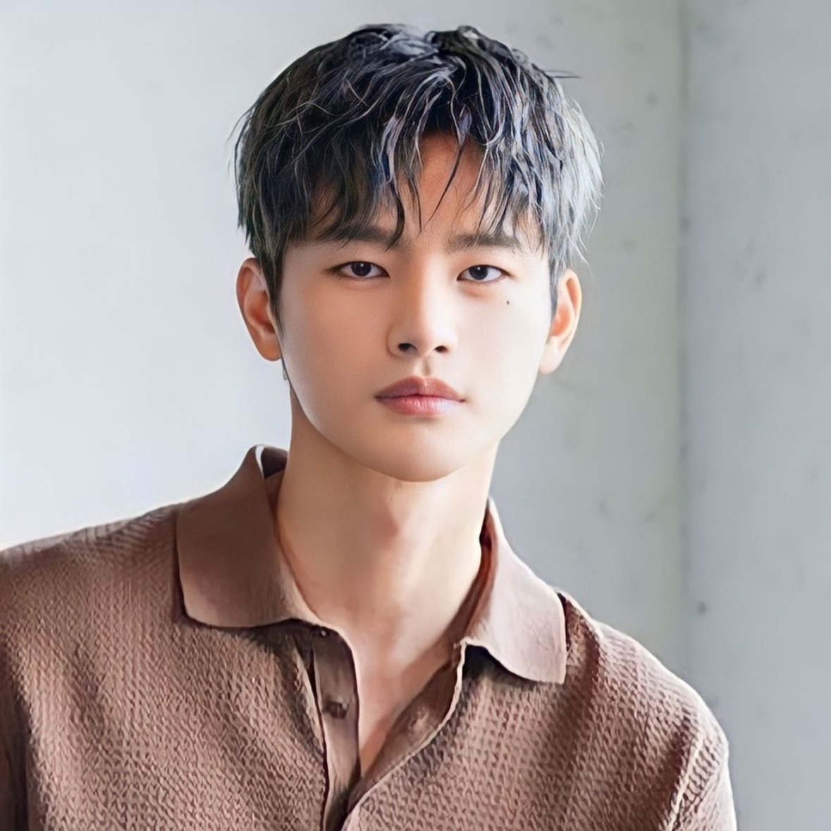 ソ・イングクのビハインドカット