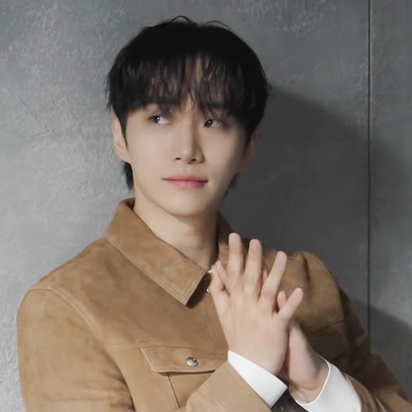 イ・ジュノの最近の活動ショット