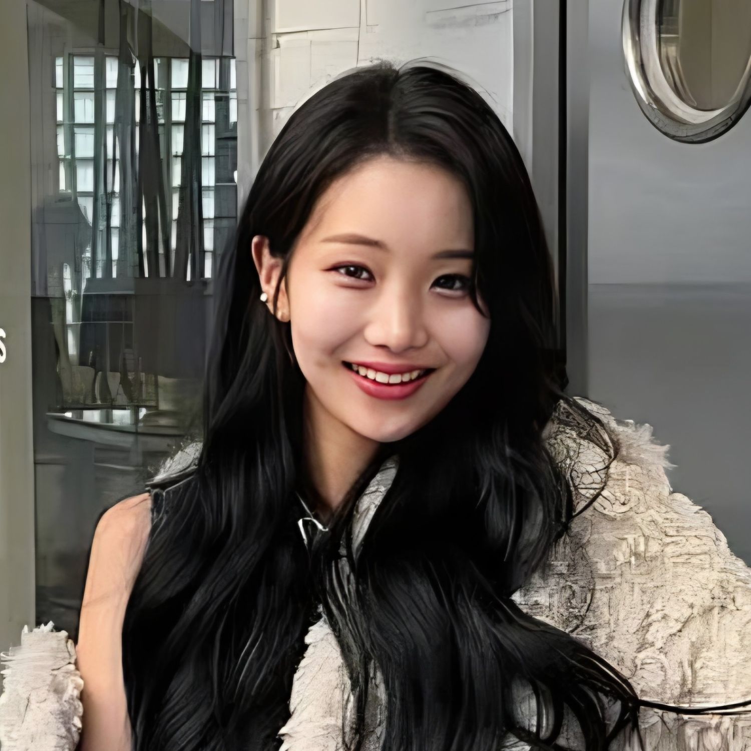 Recent activity shot of Kim Soyeon (2004)