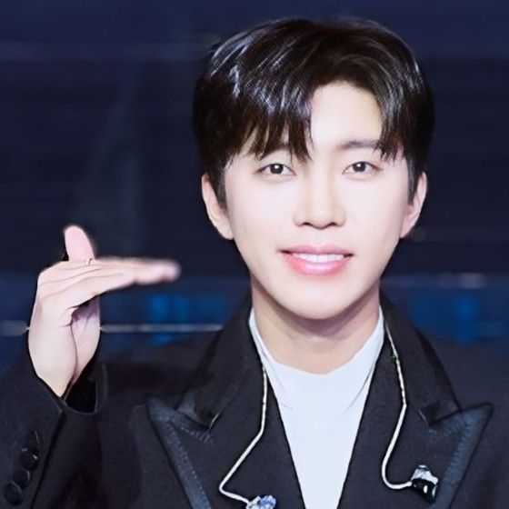 Momen yang diabadikan oleh penggemar Lim Youngwoong