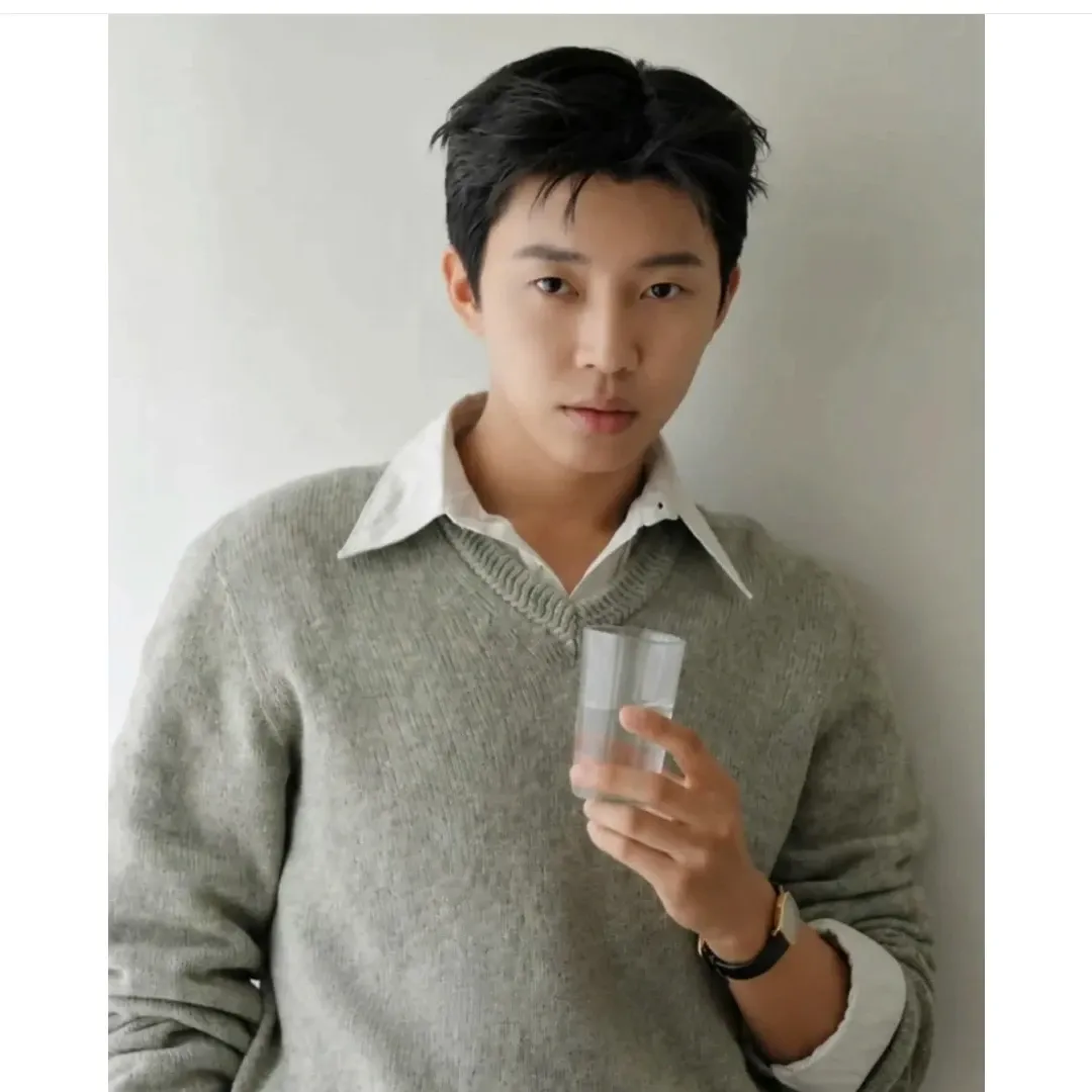 Foto terbaru dari Lim Youngwoong