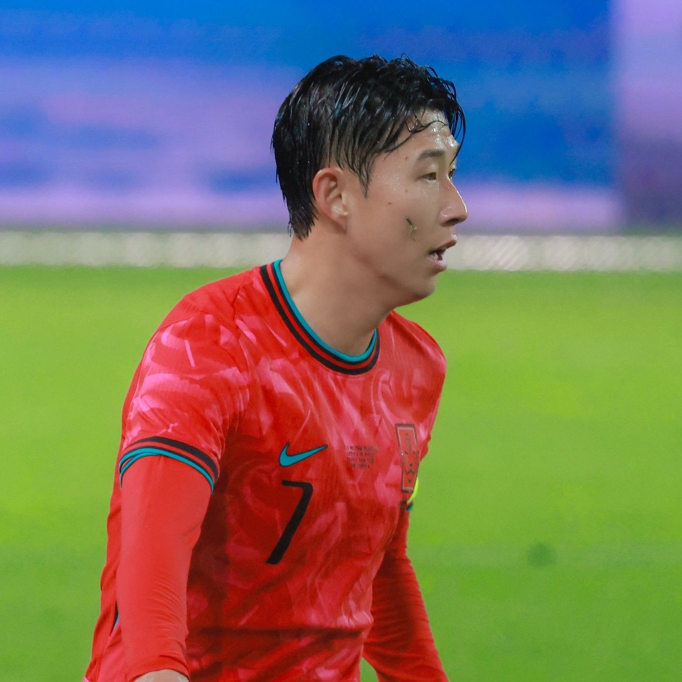 손흥민의 비하인드 컷