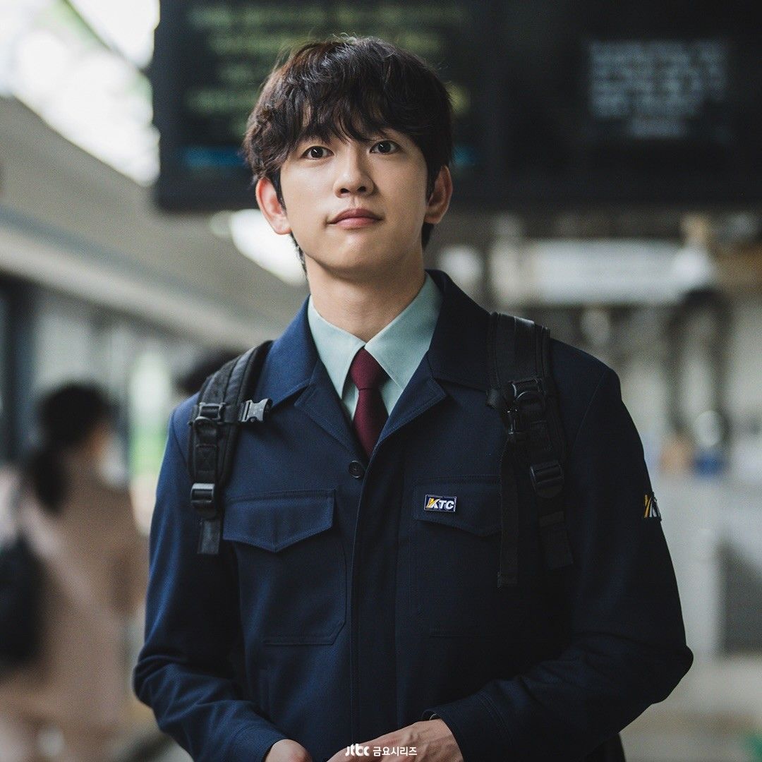 Foto kegiatan terbaru dari Park Jinyoung