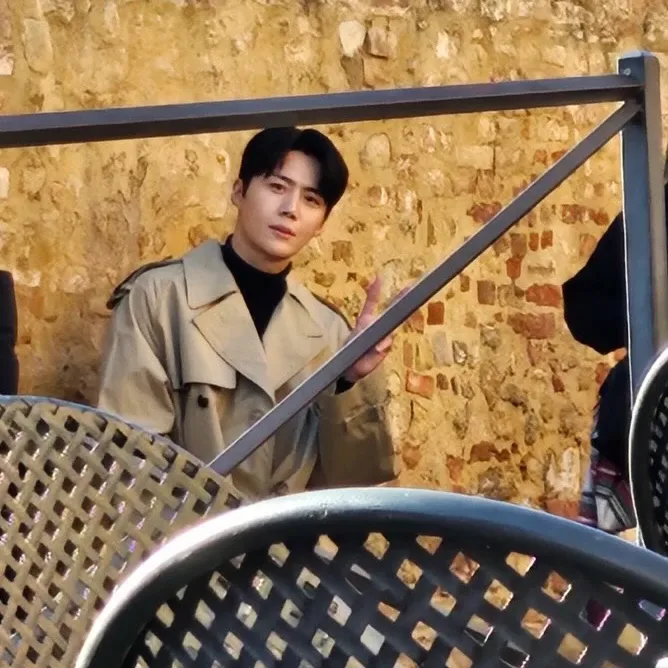 Foto kegiatan terbaru dari Kim Seonho