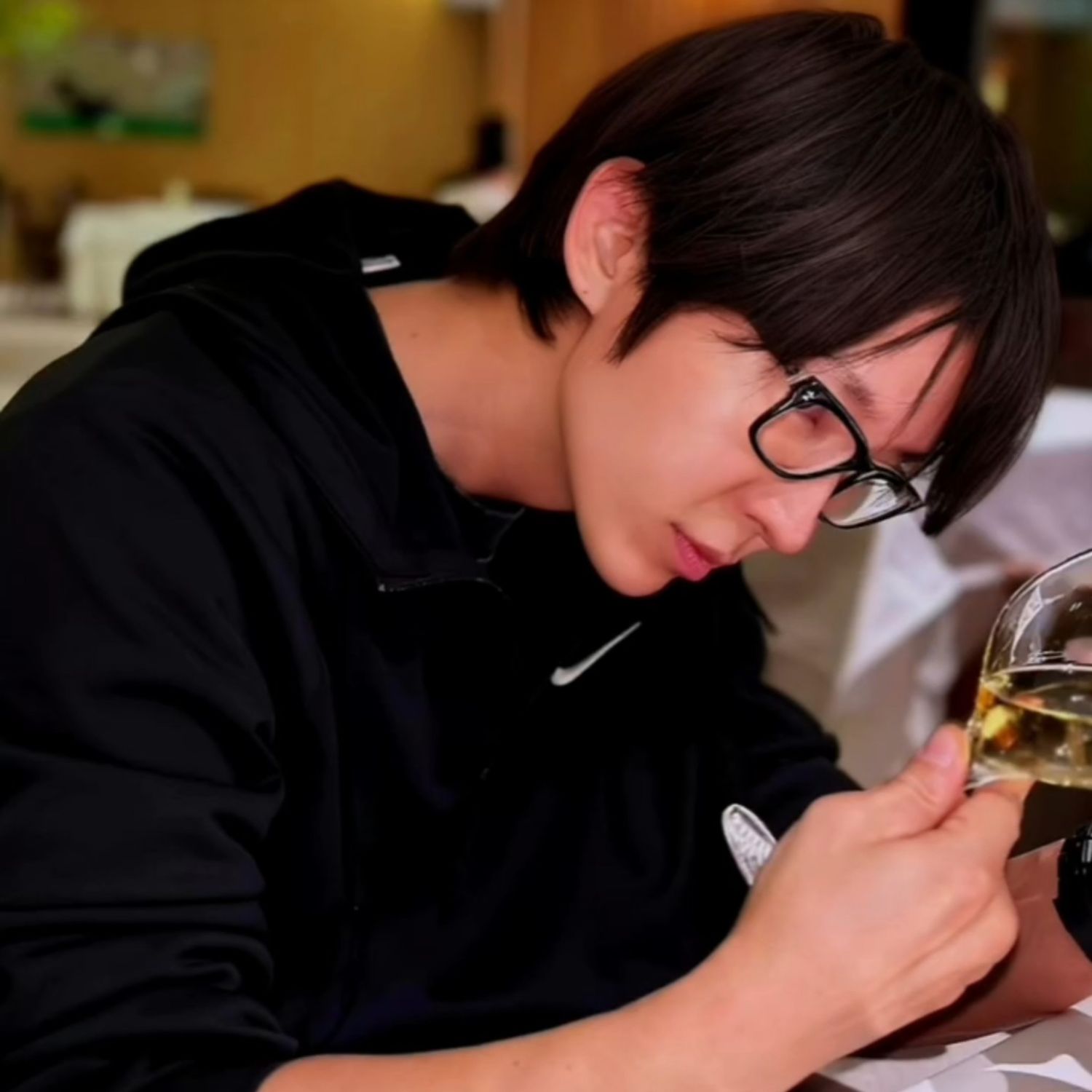 Behind-the-scenes cut of Lee Joongi