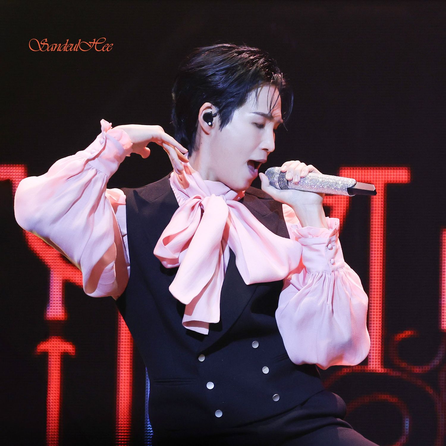 粉絲拍下的金熙栽瞬間