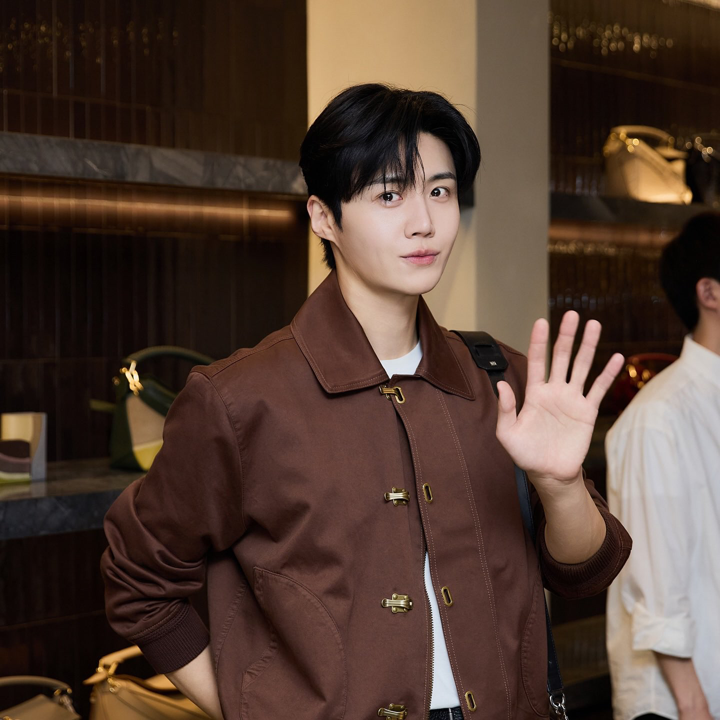 A moment captured by a fan of Kim Seonho
